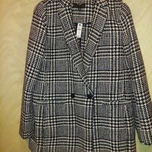 Beautiful Talbots Houndstooth Wool Coat, Size 8